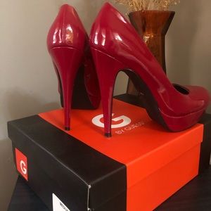 Stepping into 2020...with Hot Red Pumps!